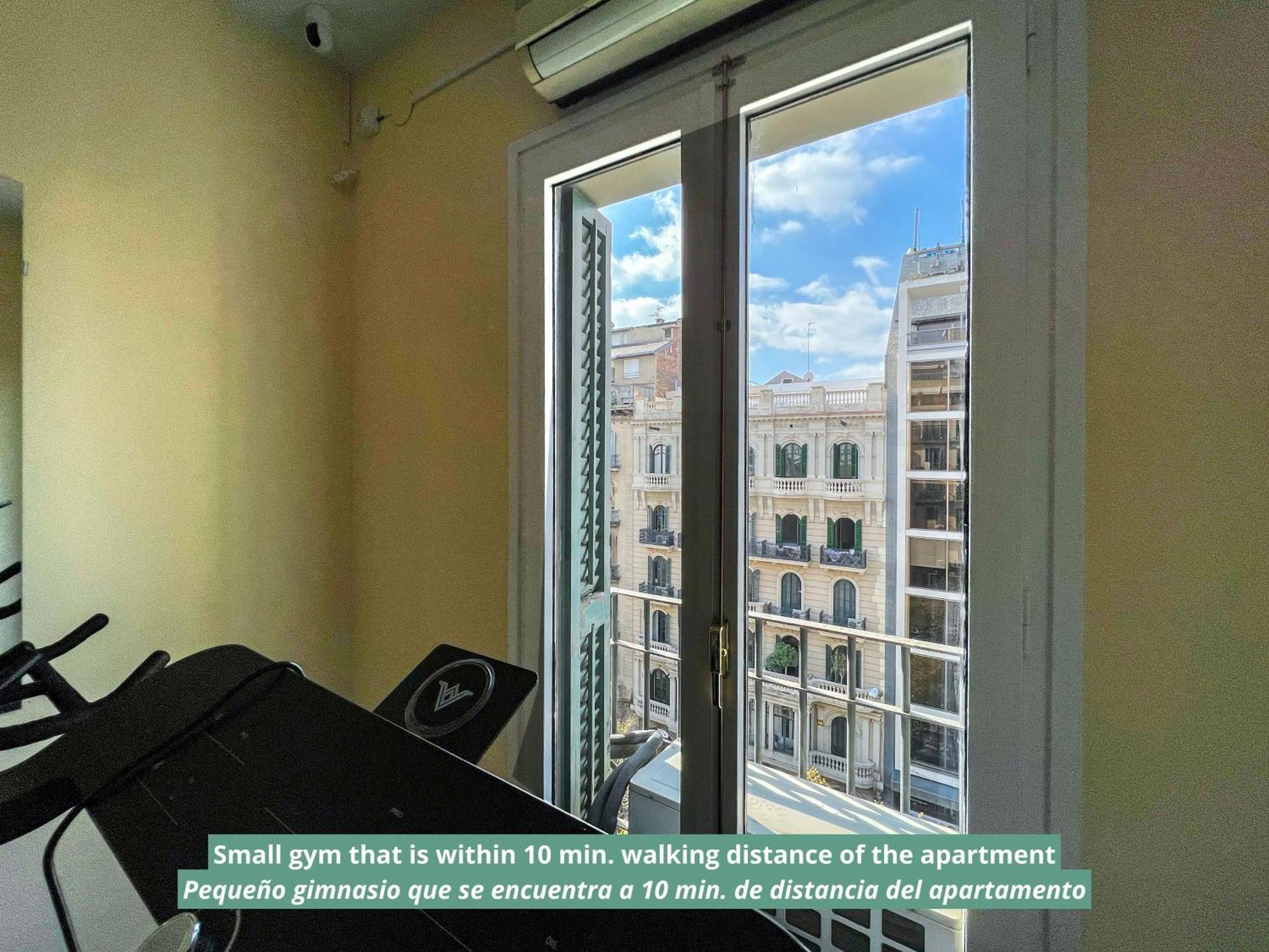 U-nique Balmes Apartament *